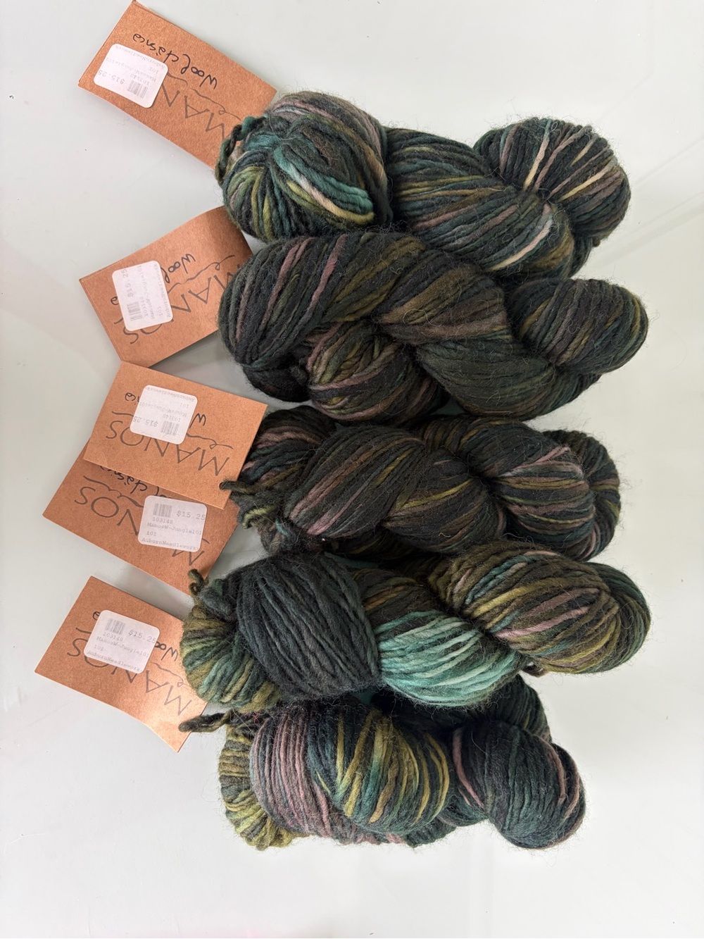 Masnos Hand-Dyed Multicolor Wool Yarn - Deep Green Blend